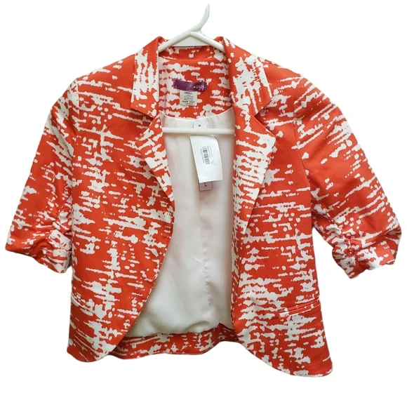 Aqua Vibrant Cropped Blazer Red White Abstract Print - Picture 10 of 12